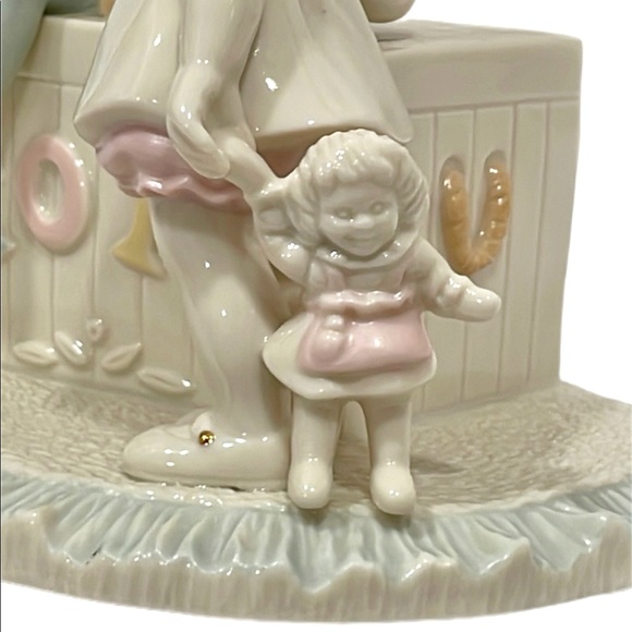 LENOX Constant Companions Boy & Girl Ceramic Figurine EUC - Picture 10 of 13